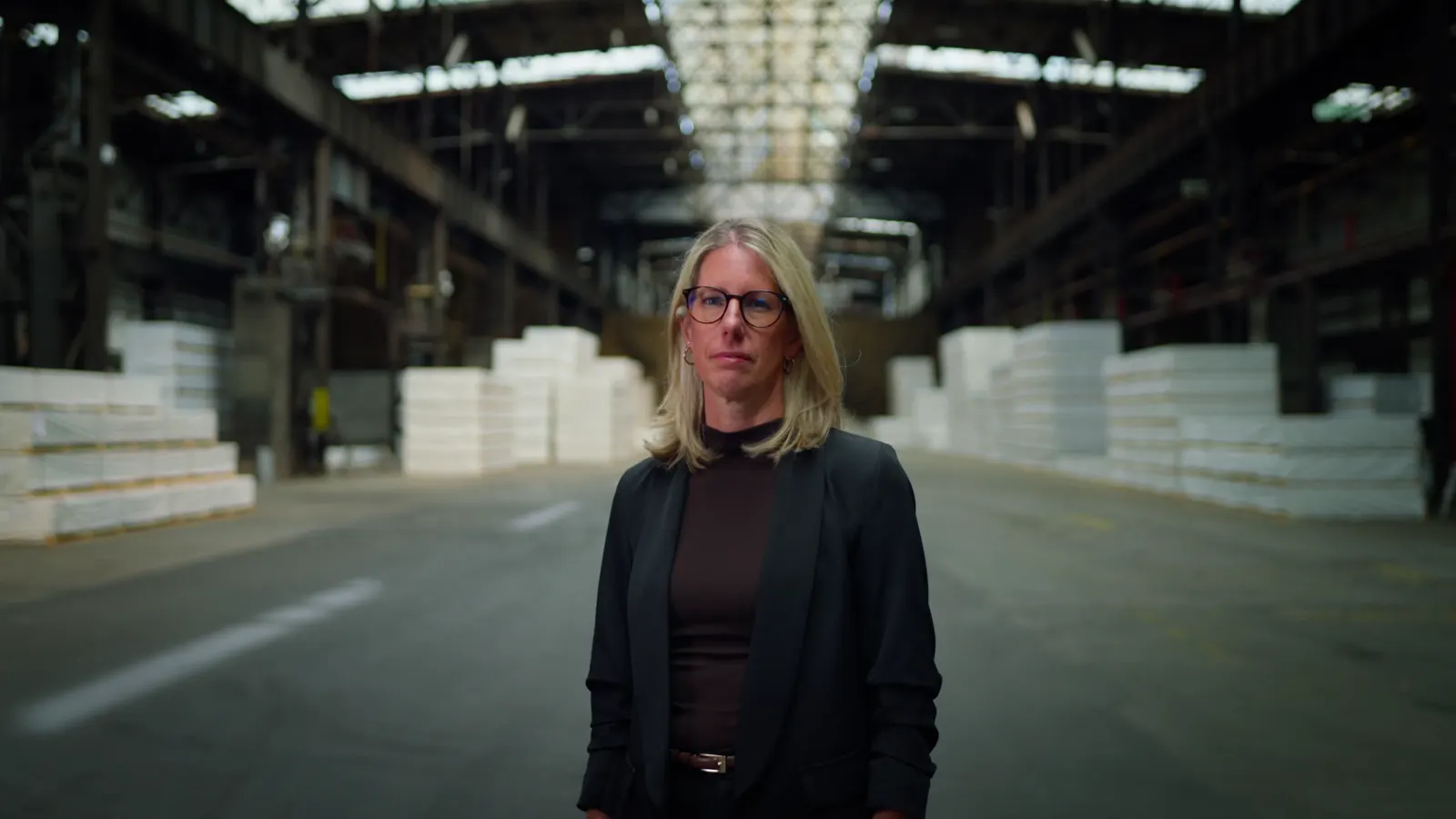 Interview in an empty industrial hall, film series on brownfields for ecoplus